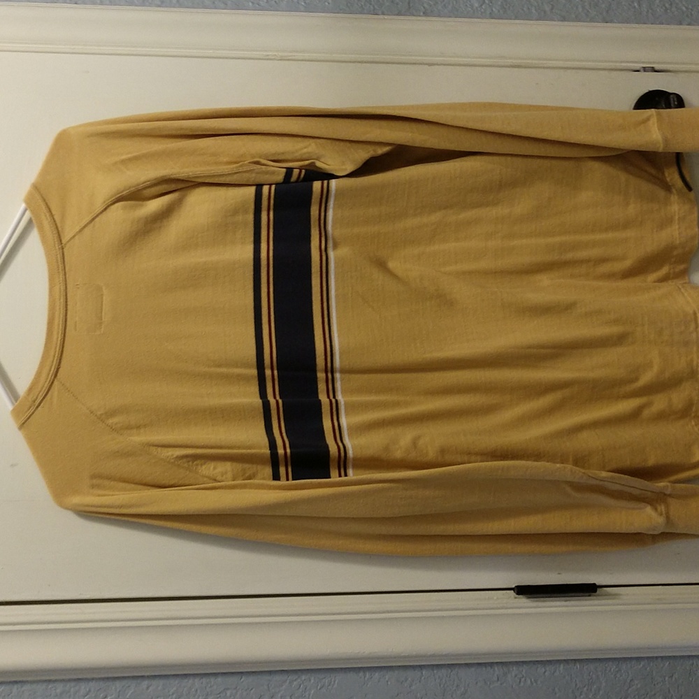 Shirt - Picture 3 of 3